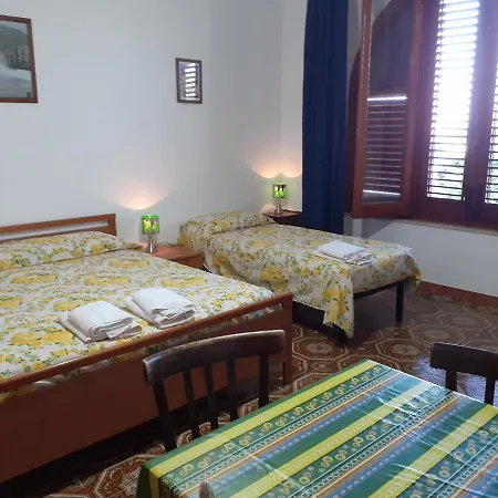 Guest house Rosa *
